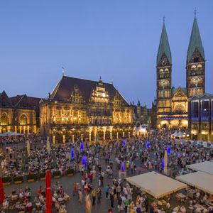 Bildmotiv Eröffnung II: Marktplatz mit Rathaus, Dom und Bürgerschaft